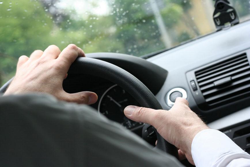 knocking when turning the steering wheel